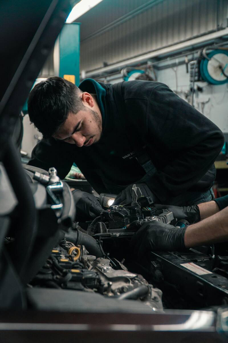 Mechanic Work